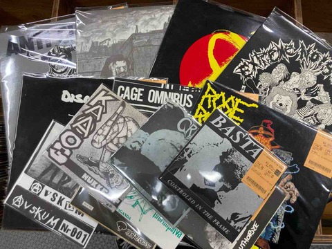 新宿パンクマーケット】 国内HC/80'Sを中心に中古レコードが入荷