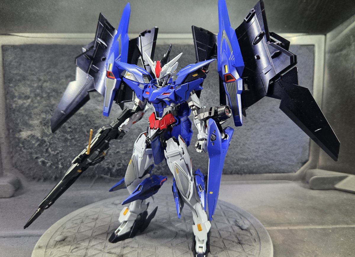ORAJU03's tweet photo. ガンダムグリープ https://t.co/xiIK4uVzWh