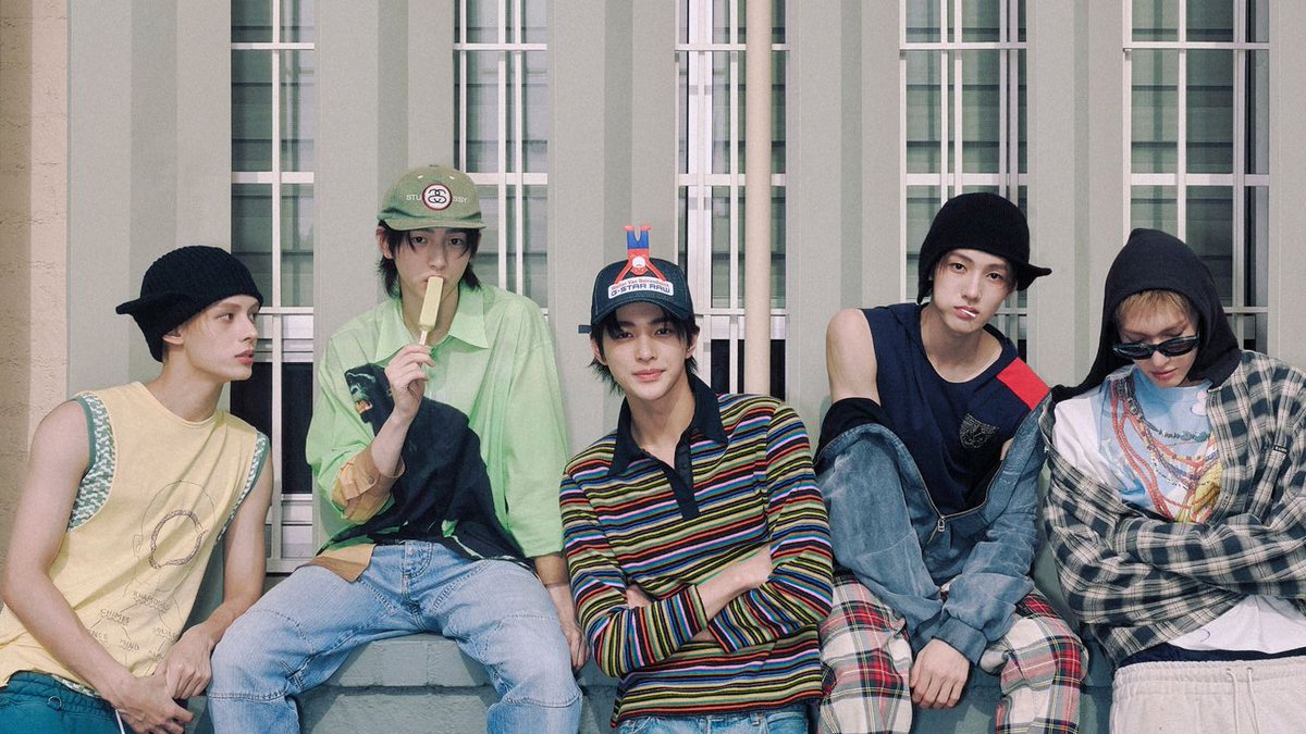 cortispolls's tweet image. hi coers ! 

this is @cortispolls an acc who will do rt deals &amp;amp; retweet all polls about on-going #cortis voting both group &amp;amp; individual. 

i will help as much as i can. dms are always open for discussions and requests for rt deals. let's give the best for them 🥹🤍

#코르티스