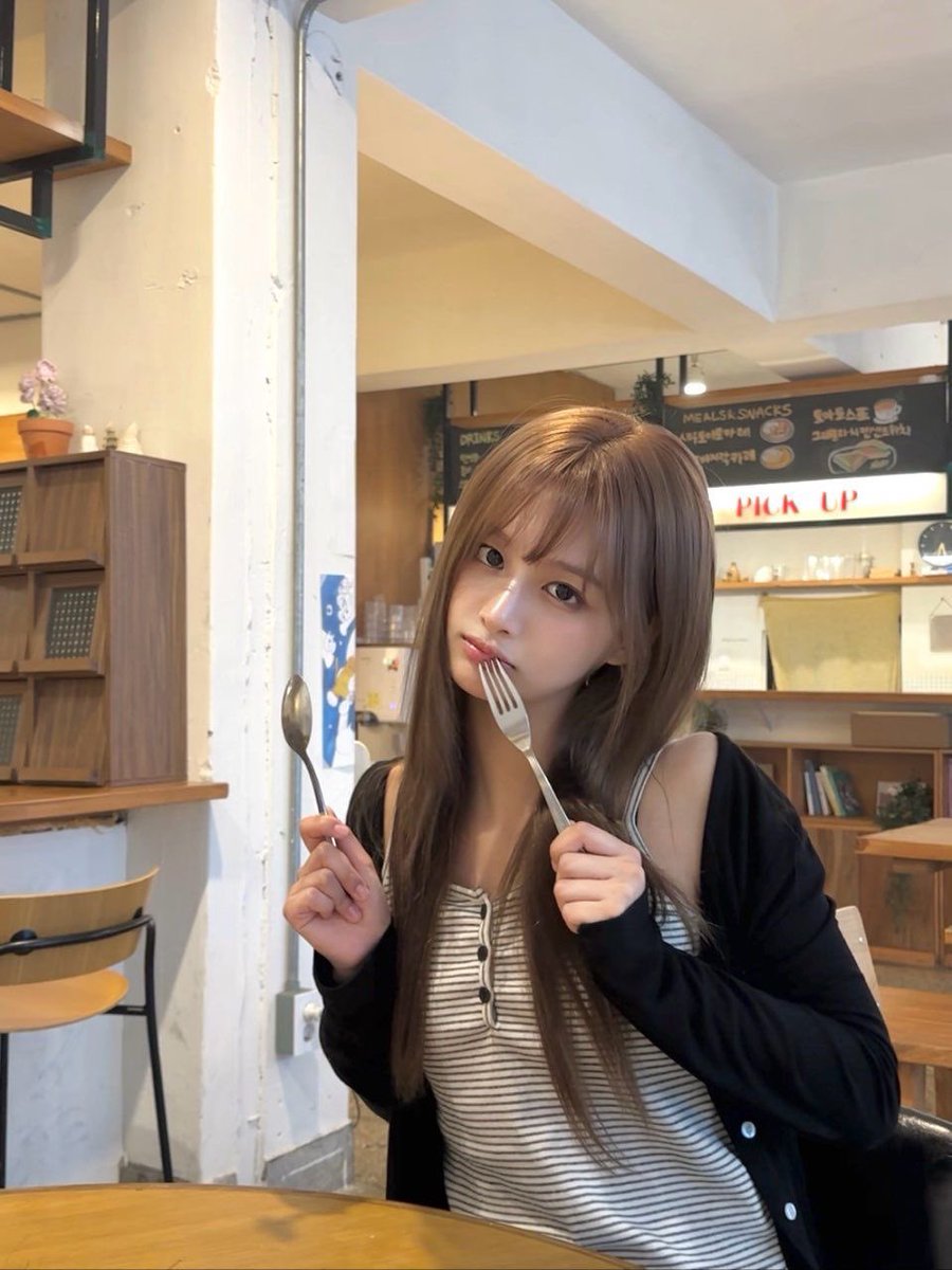 imsullyoon's tweet image. 