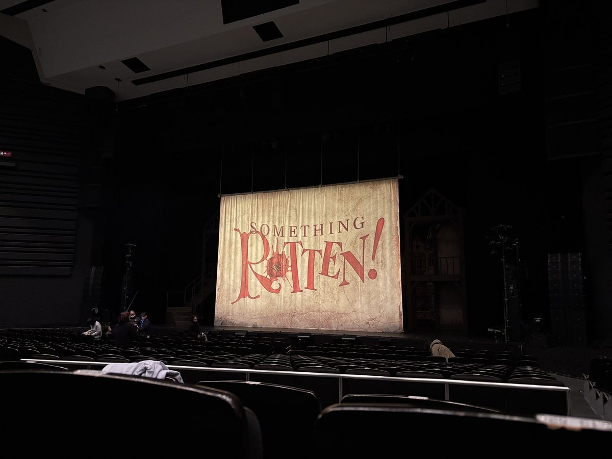 YAM00N's tweet photo. 【Something Rotten!】
ラジオから聴こえてきた広告の曲が魅力的ですぐチケット取って行ってきた🎶今年初ミュージカル♪
曲も物語もすごく良くて最高だった(⸝⸝˃ ᵕ ˂⸝⸝) https://t.co/smWerHGFPv