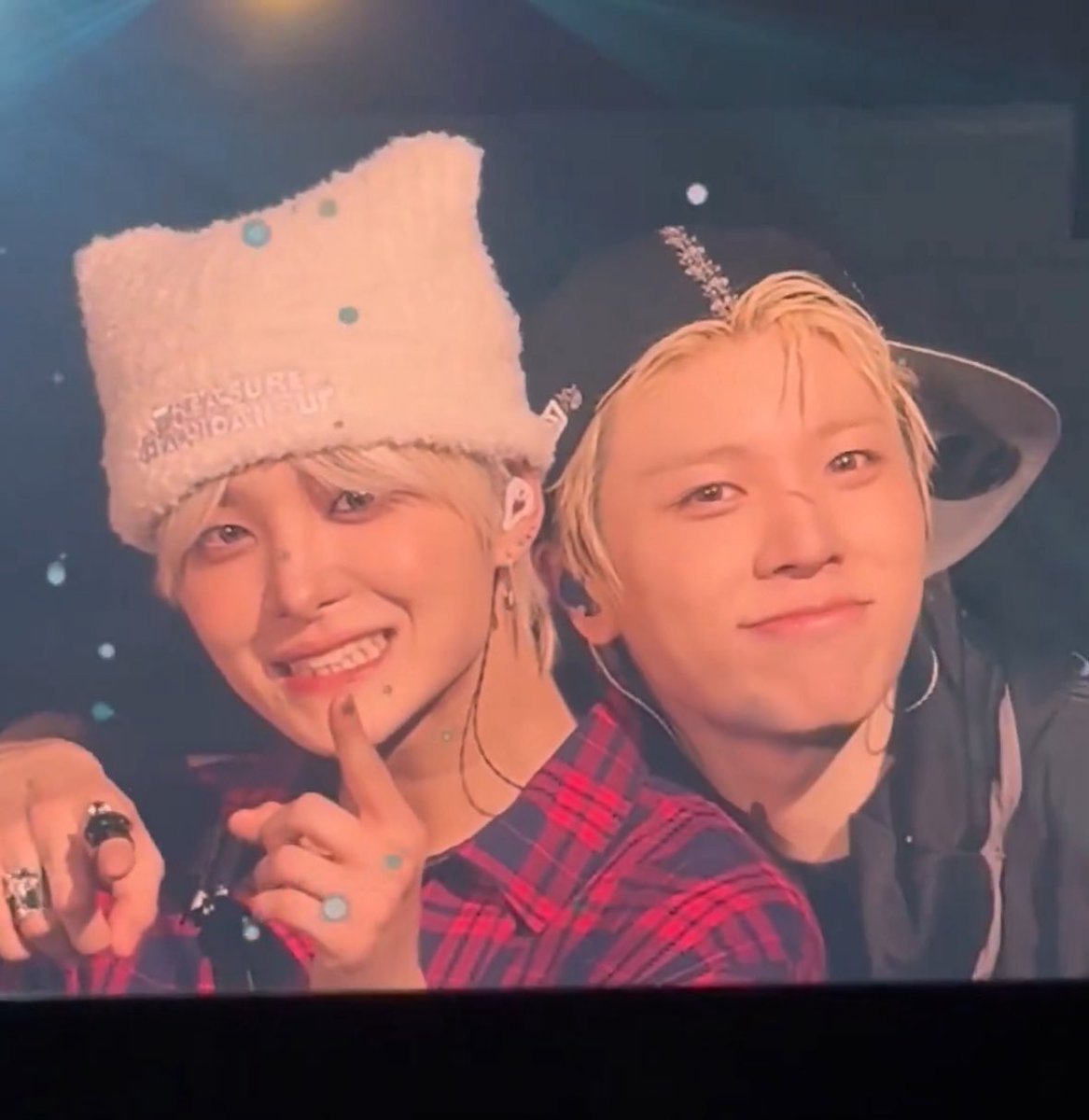 으아아아앙…….