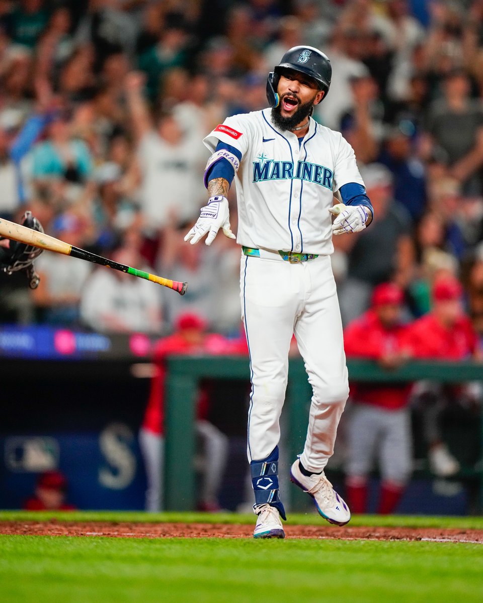 Let’s all wish @jp_crawford a very happy birthday 🥳