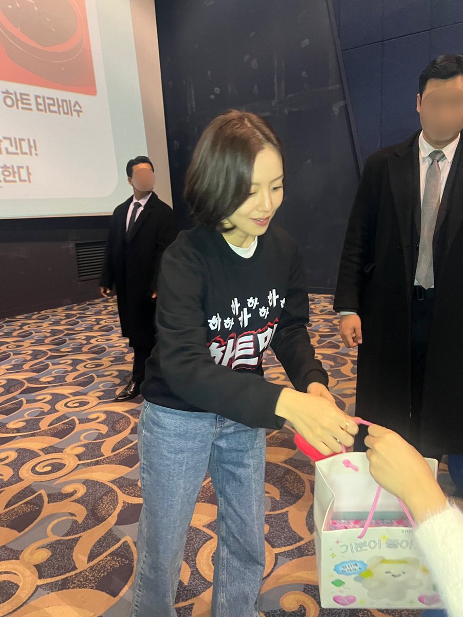 롯데엔터테인먼트 tweet media