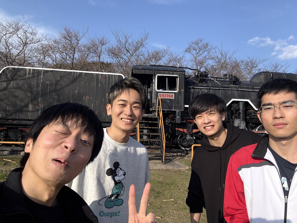 僕は得ることより
何をするかが、重要で、とても楽しい
未知な挑戦もありがたい
発見の連続
あっという間の人生を完全燃焼だぁ🔥

日本🇯🇵、バングラデシュ🇧🇩、地球が大好きだから❤🌏🥰