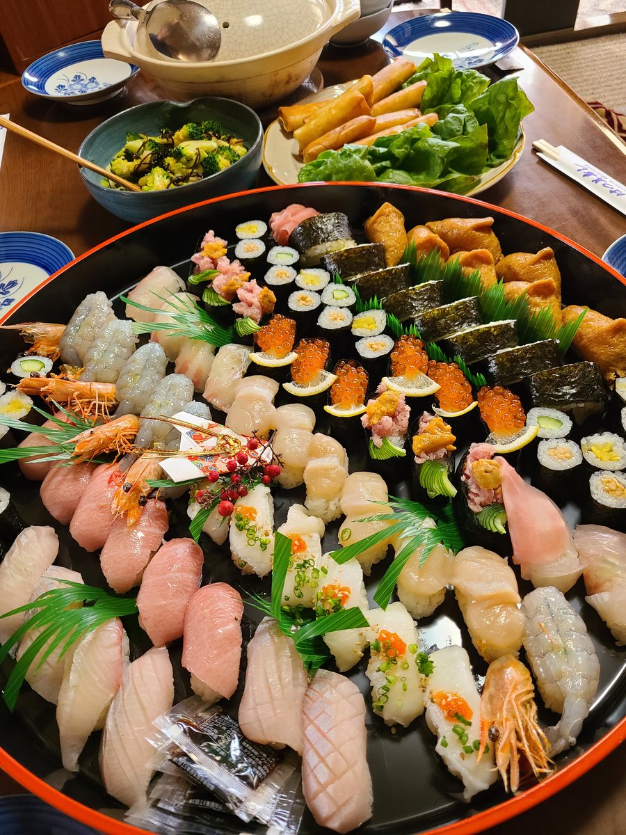 実家ぁ！！ 念願のお寿司🍣