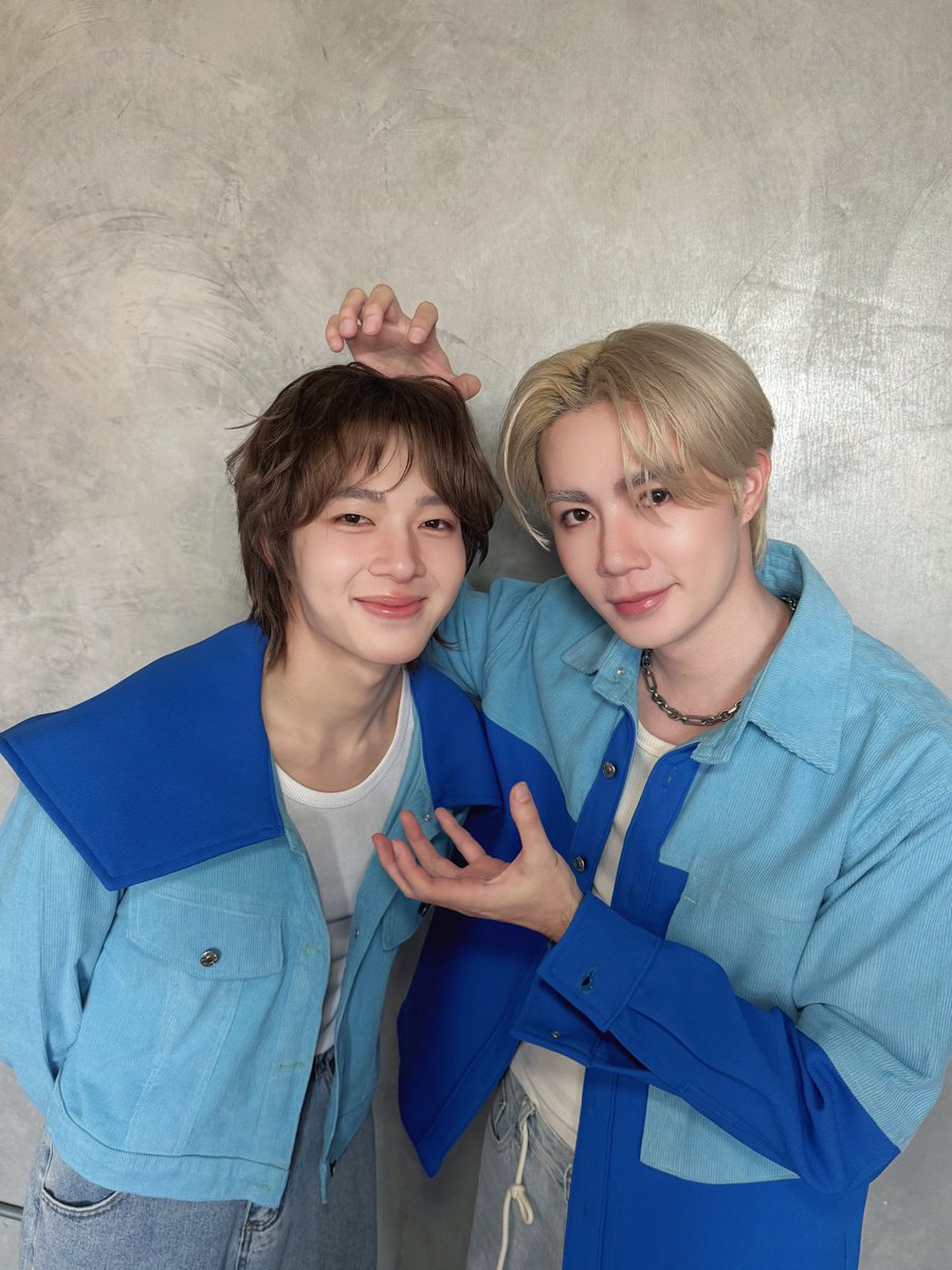 DomundiTV's tweet image. “ซี” @zee_pruk และ “นุนิว” @CwrNew พร้อมแล้วสำหรับงาน Jele Chewy Berry Day with Zee NuNew ✨️

#JeleChewyBerryDayxZNN