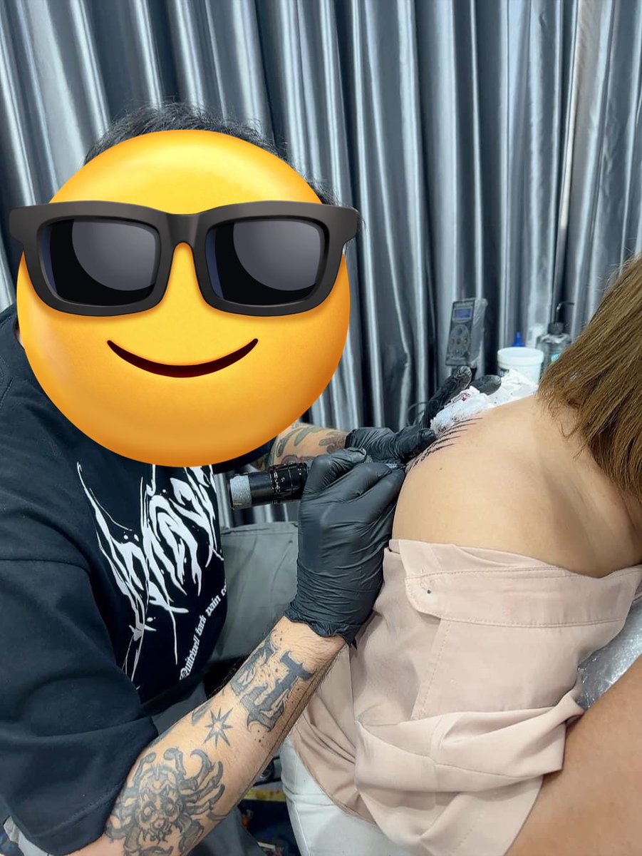 Alone🖤 tweet media