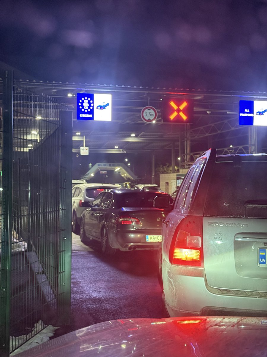 Darja Stomatova tweet media