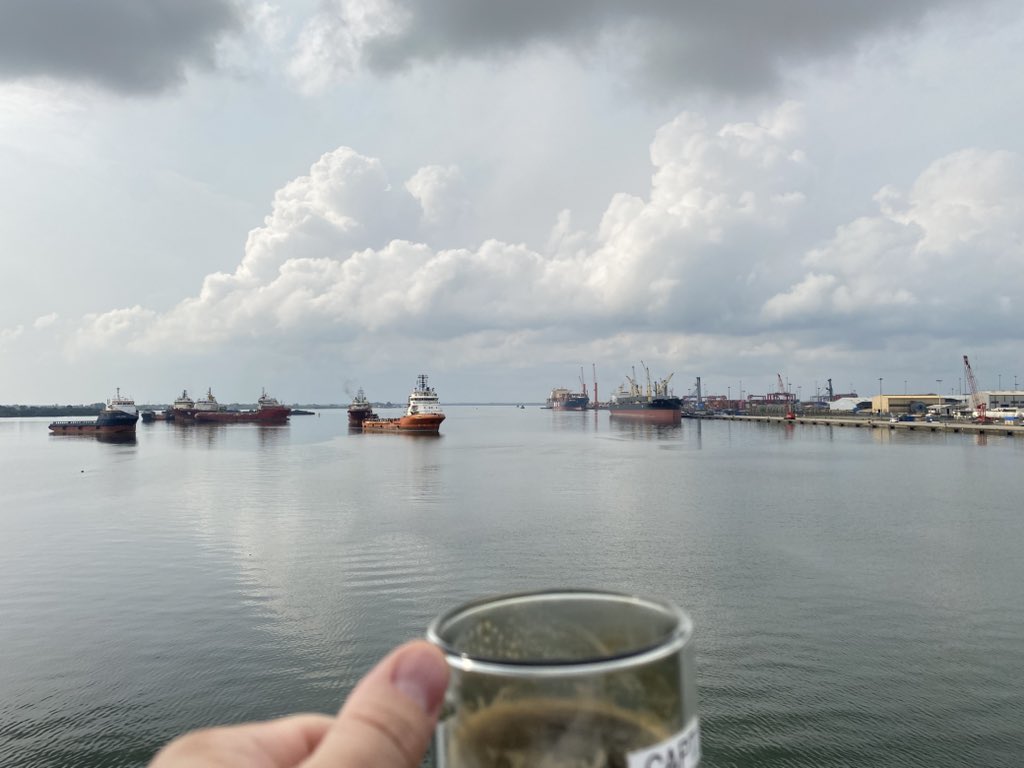 Dead calm morning in Onne port.
Доброе утро