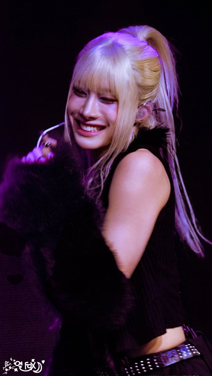 yeol__fox's tweet image. 2026.1.7☾.˖⋆
XLOV 1st Anniversary Fan Concert
-FIRST LOVE-

𓂃 ࣪˖ ִֶ☾.˖⋆𑁍🦋𑁍. ݁˖☪︎·̩͙˖ 𓂃 

#XLOV #엑스러브 #エックスラブ
#RUI #루이 #ルイ #陳冠叡 #陈冠叡
#XLOV_1st_Anniversary

#Rizz #XLOV_Rizz
#BiiiP #XLOV_BiiiP
#UXLXVE #XLOV_UXLXVE