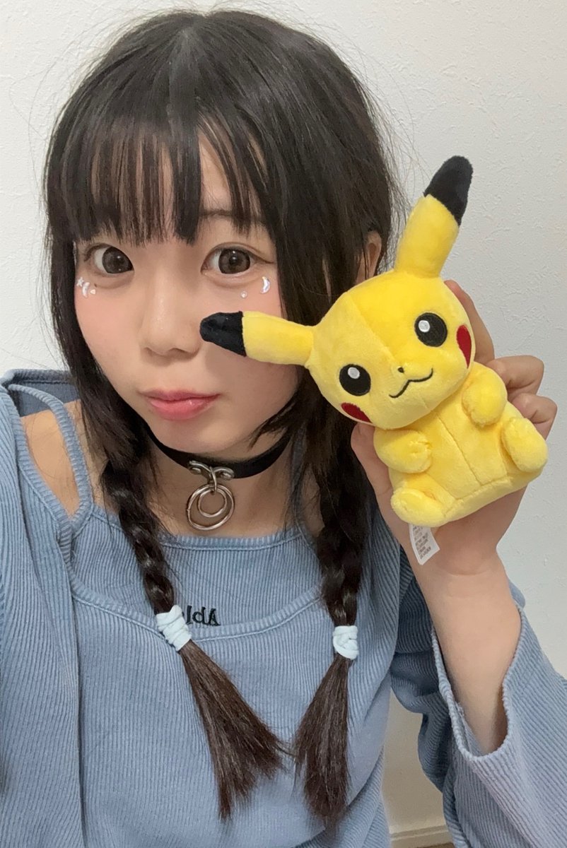久々のポケモンセンター💗
実はママがポケモン大好き人間！
ママの影響で私もポケモン好き❤️
ピカチュウGETだぜ〜⚡️

昼配信来てくれた人ありがとうございました🙏夜も配信予定です😊

#ポケモン #ポケモンセンター  #ピカチュウ #JCミスコン