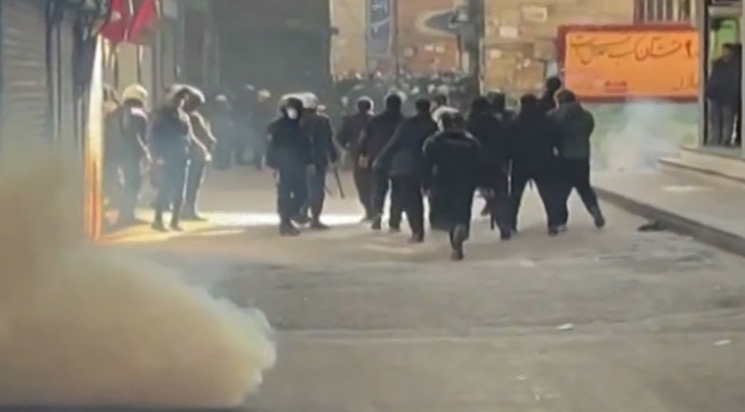 استمرار انقطاع الإنترنت في إيران منذ أكثر من 60 ساعة 