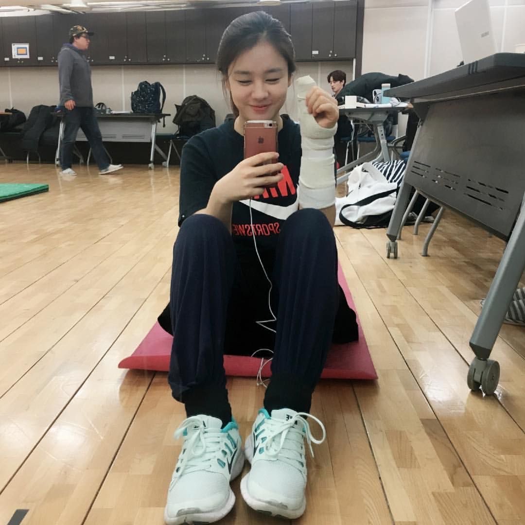 메Ი𐑼 tweet media