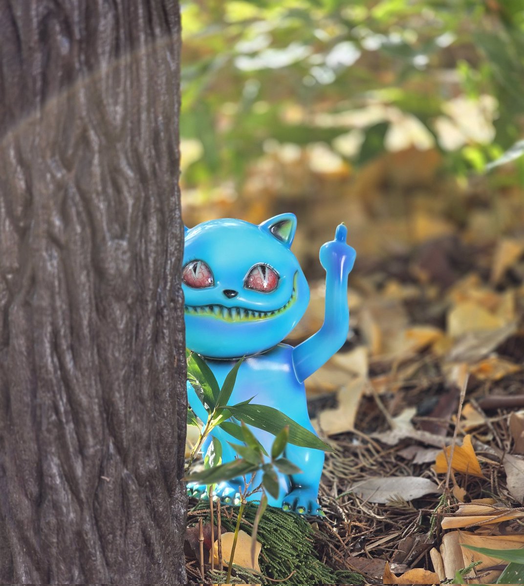 かっこわらい雑貨店 TAMA 目ん玉鷲掴み日焼け ソフビ スーフェス93