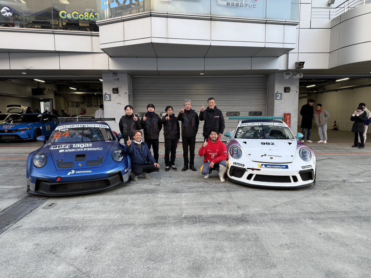 CREF_MotorSport's tweet image. 今年のFuji-1GP、総合優勝！

新年最高のスタートになりました。

Superクラスの方はいくつかアクシデントもあって8位でした。

#fuji1 #gp #fujispeedway #porsche #992cup #991cup #podium #フジワンgp #富士スピードウェイ #優勝 #ポルシェ　#クレフ #cref