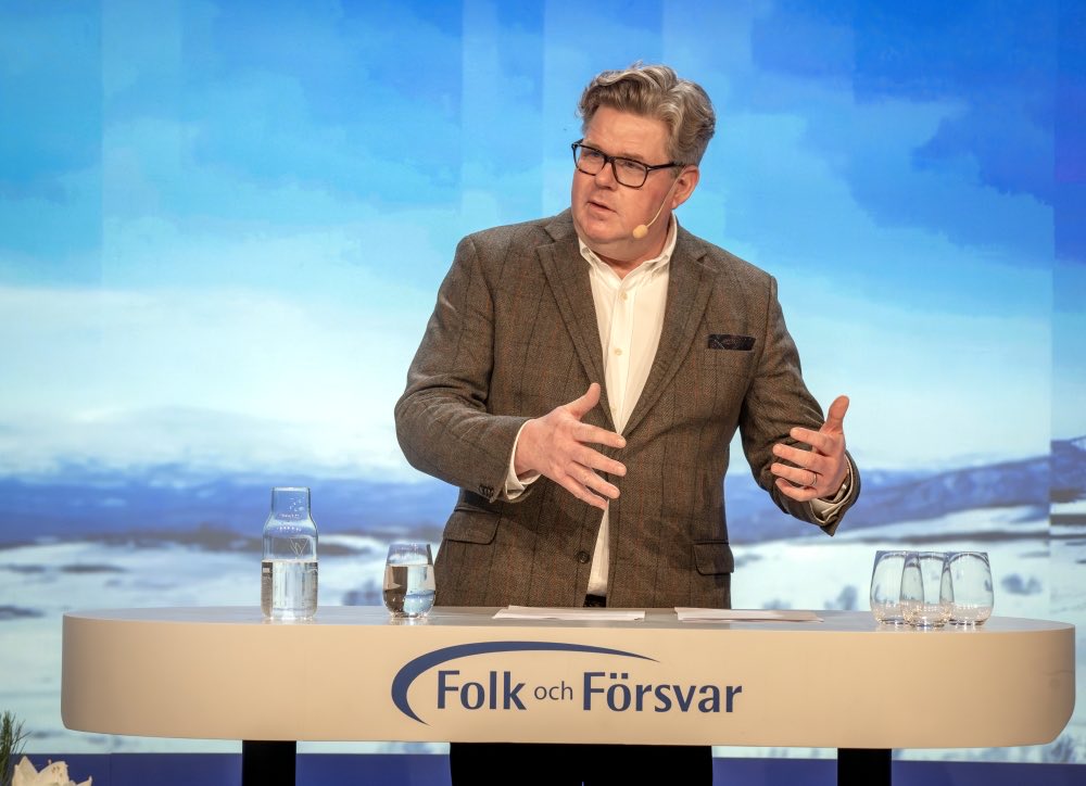 Folk &amp; Försvar startar idag.
Exkluderar 600.000 vapenägare.
Tack vare Strömmer, Kristersson, Åkesson och Vinge förstås.