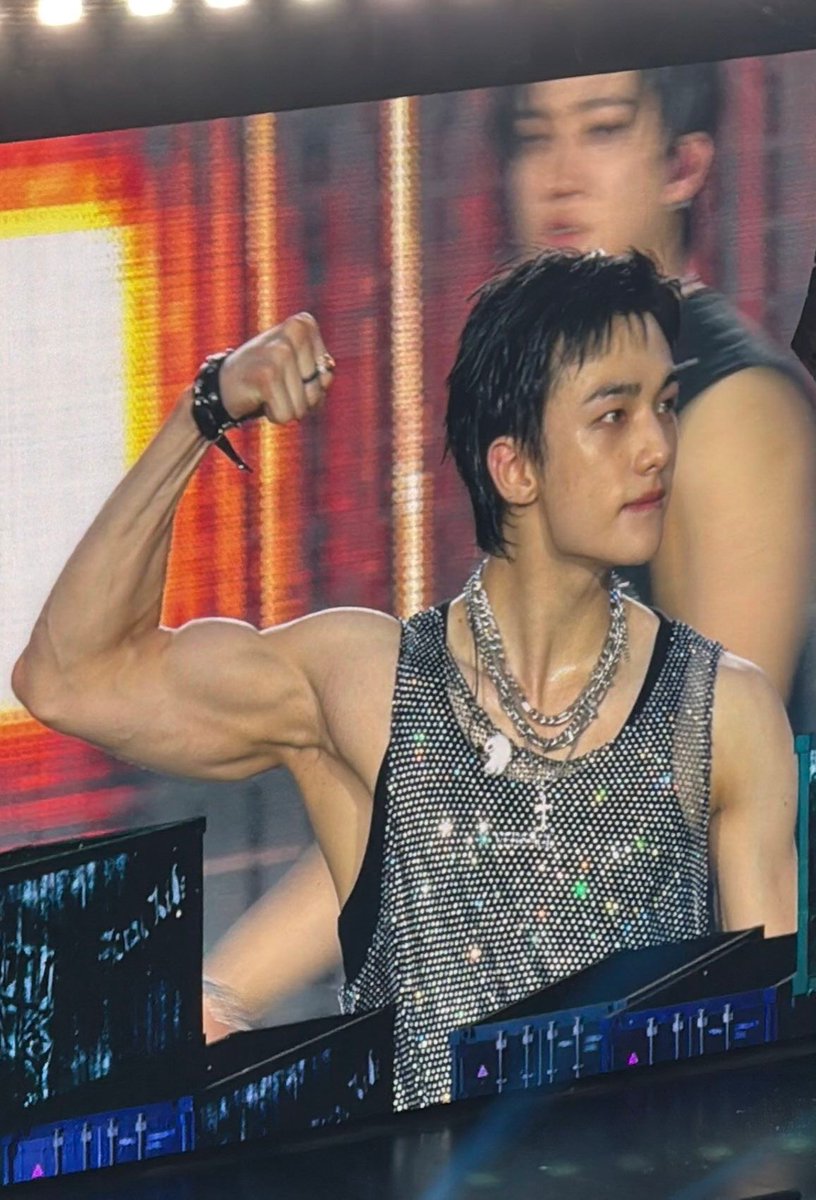 flexingidol's tweet image. HYUNJIN