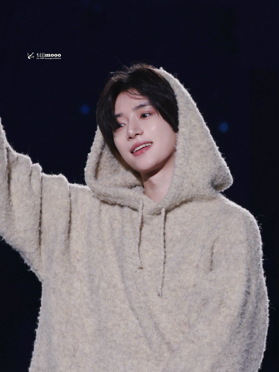 130trbl010313's tweet image. 260111 🇭🇰 𝐃𝟑 Sound check

#범규 #투바투 #투모로우바이투게더
#ボムギュ #TXT_BEOMGYU #TXT
#BEOMGYU #TOMORROW_X_TOGETHER