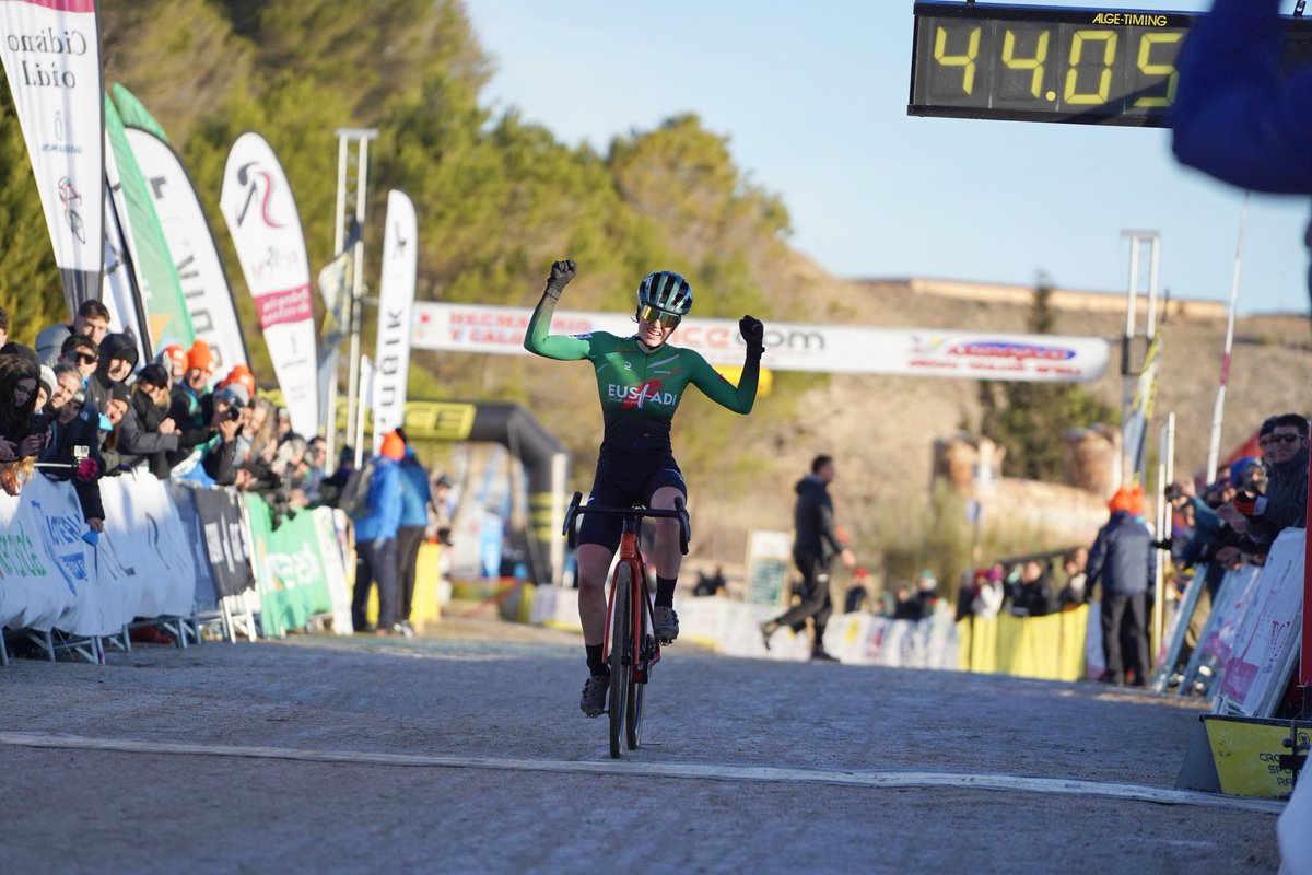 Real Federación Española de Ciclismo tweet media