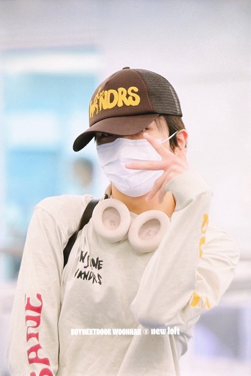 newloft_1129's tweet image. 260111 HND 완전히 힙합이다지금

#BOYNEXTDOOR #보이넥스트도어 
#WOONHAK #운학