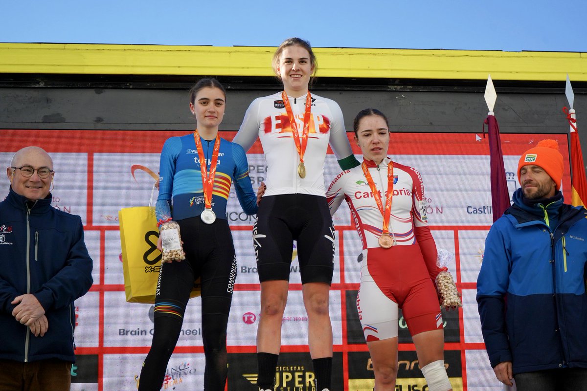 #CECXTarancon26 |📸 ¡Ya tenemos nuestro podio júnior femenino!🏆

✨Sensacional espectáculo el que nos han ofrecido Mirari Gotxi, Carla Bañuls y Aitana Gutiérrez 👏

¡Enhorabuena, chicas!