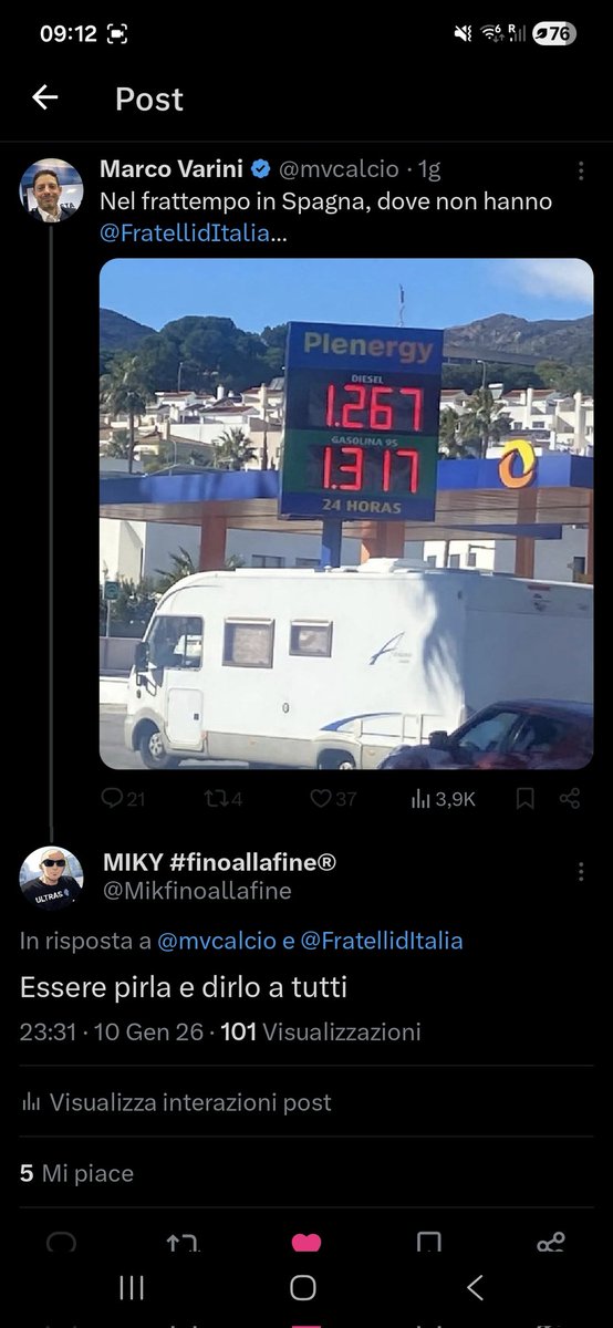 Mikfinoallafine's tweet photo. #Marco #Varini scrive una "pirlata" glielo fai notare cn discreta educazione e lui blocca🤣🤣
Ah dimenticavo in biologia scrive #giornalista 🤣 https://t.co/BqjwBhNB3x