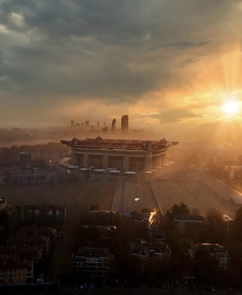 LegendOfSanSiro's tweet image. 🏟️ San Siro, its like a dream…

📸 j84c