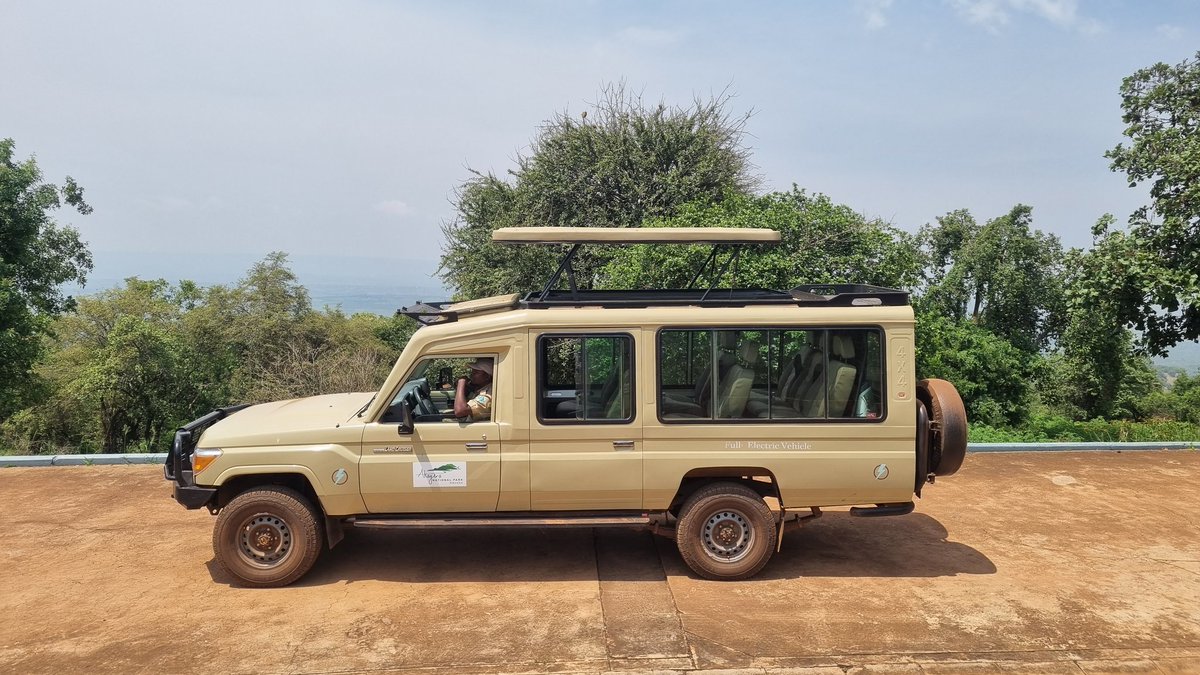 Kudos to the <a href="/AkageraPark/">Akagera National Park</a> for supporting clean mobility with these 100% electric safari vehicles | cc: <a href="/KabisaElectric/">Kabisa</a> | <a href="/RDBrwanda/">Rwanda Development Board</a> |  #VisitRwanda
