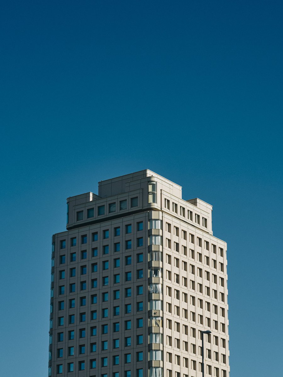 supersub_aka's tweet image. TOKYO "BLUE" SKY