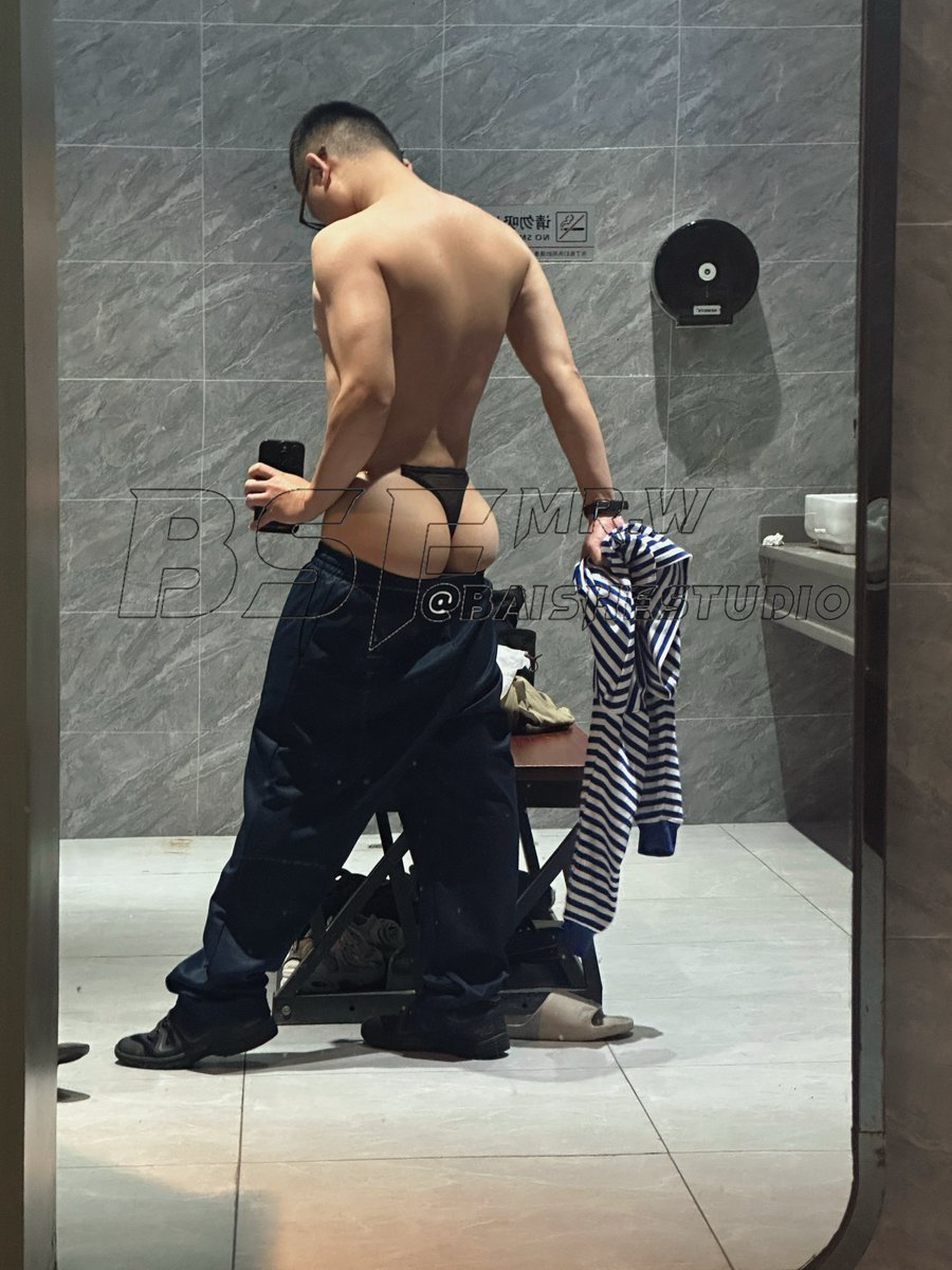 小白桃老湿 tweet media