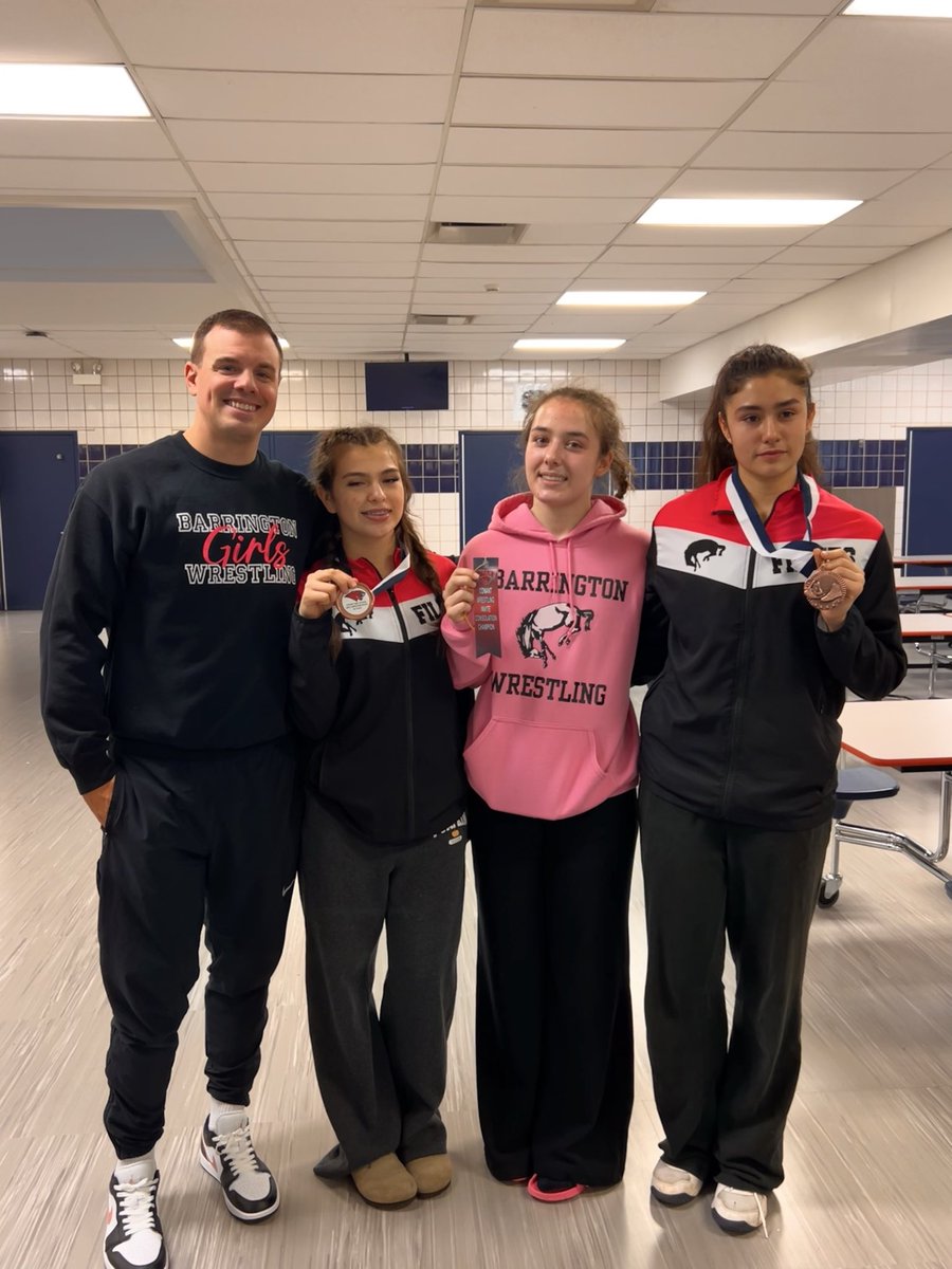 Barrington High School GIRLS Wrestling tweet media
