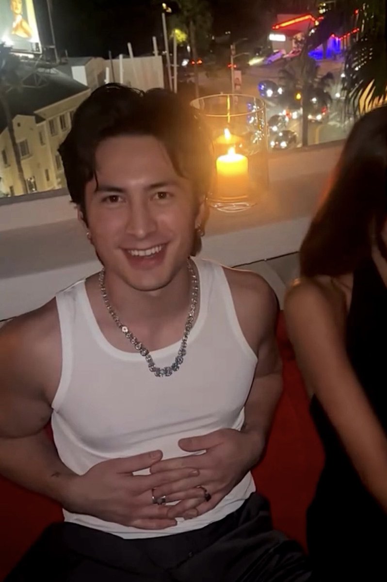 monchswtr's tweet image. 