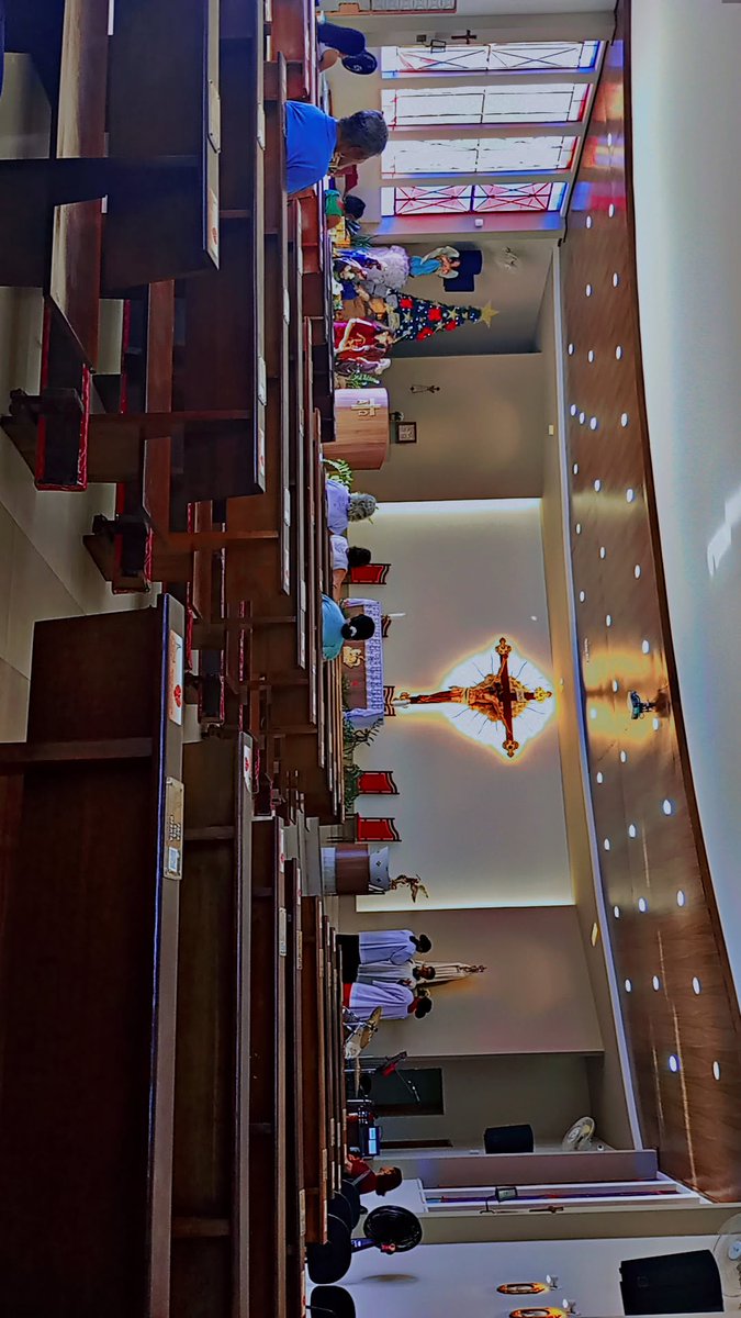 L 🇻🇦 tweet media