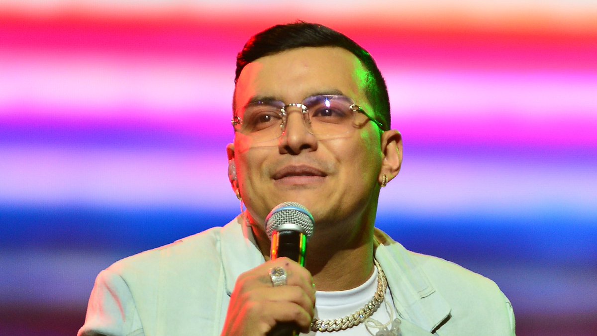 Colombian Singer Yeison Jiménez Dead at 34 in Plane Crash https://t.co/ogWdtH6Eec