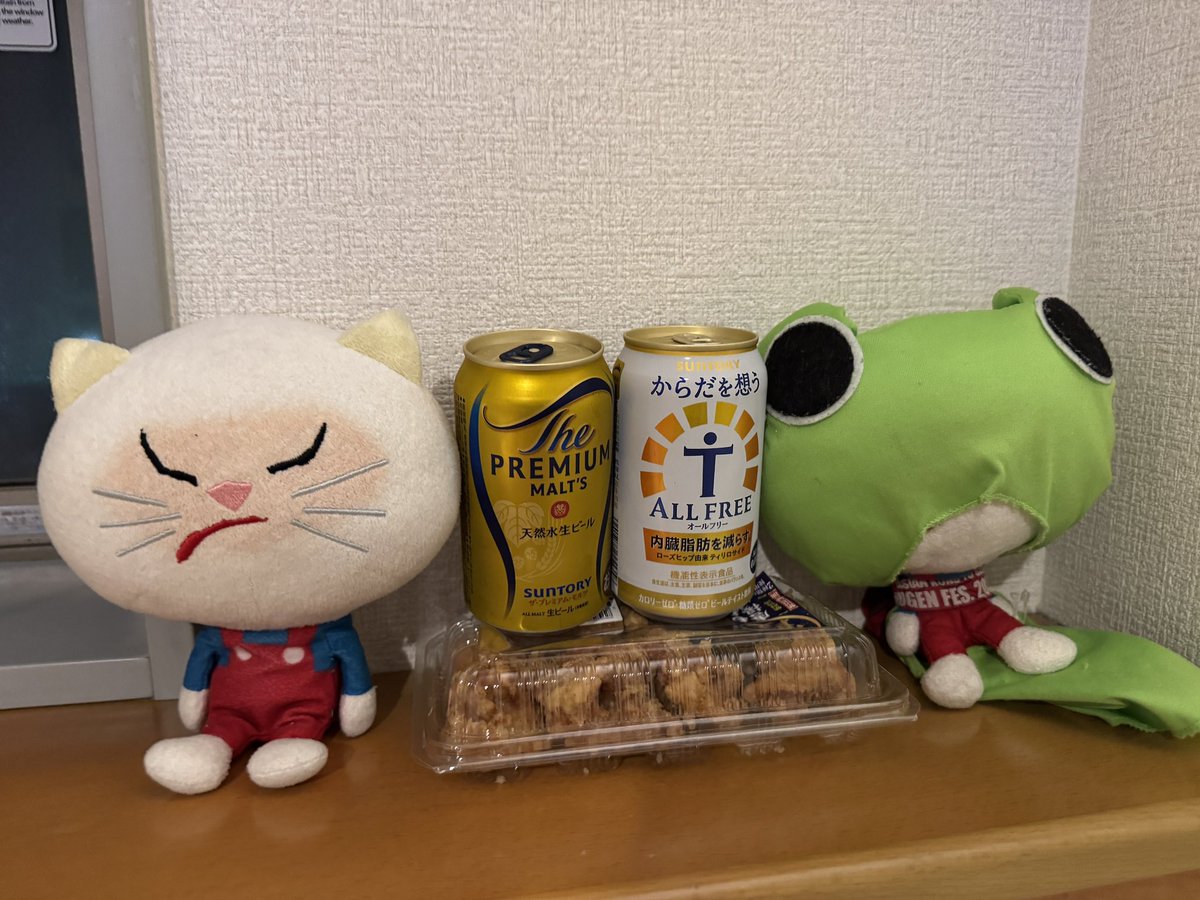 forzainter_04's tweet photo. 人(´ω｀) ＃山田屋本体ねこ https://t.co/bDkvHQLmdV