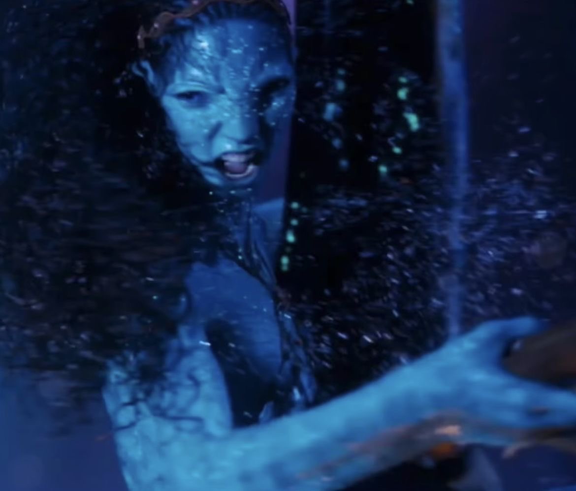 tsireyatweets's tweet image. you know you messed up when the calmest person in the clan looks at you like this. tsireya’s rage needs to be studied.