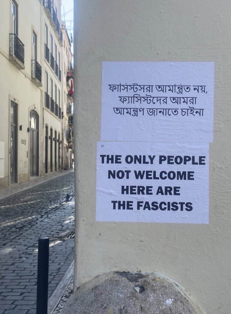 "The only people not welcome here are the fascists"  

📍Lisbon, Portugal