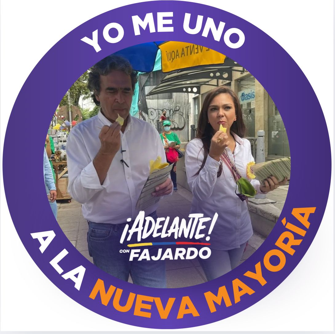 Para quienes les gusta comer mango con sal y limón en la calle escuchando las personas e invitándolas a construir y cuidar a Colombia. Sumémonos a la #NuevaMayoría y a sacar adelante nuestro país 
#AdelanteconFajardo 
<a href="/sergio_fajardo/">Sergio Fajardo</a> Presidente 
<a href="/Claudialopezlu4/">Claudia lopez “La Buena” ☺️</a> 
<a href="/JenniferPedraz/">Jennifer Pedraza #100 Ahora Colombia</a>