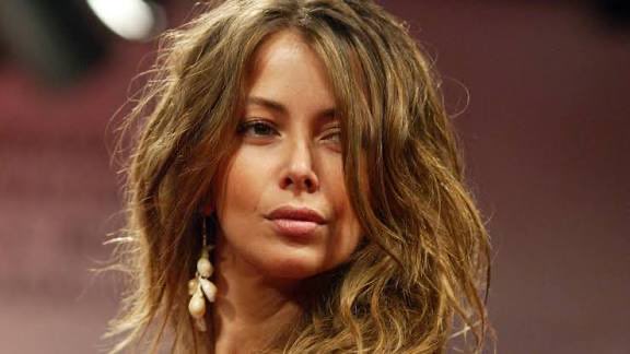 Algú sap on ha anat a parar la Sofía Mazagatos?(personalment, me la sua, no sé perqué m’ha vingut al cap).