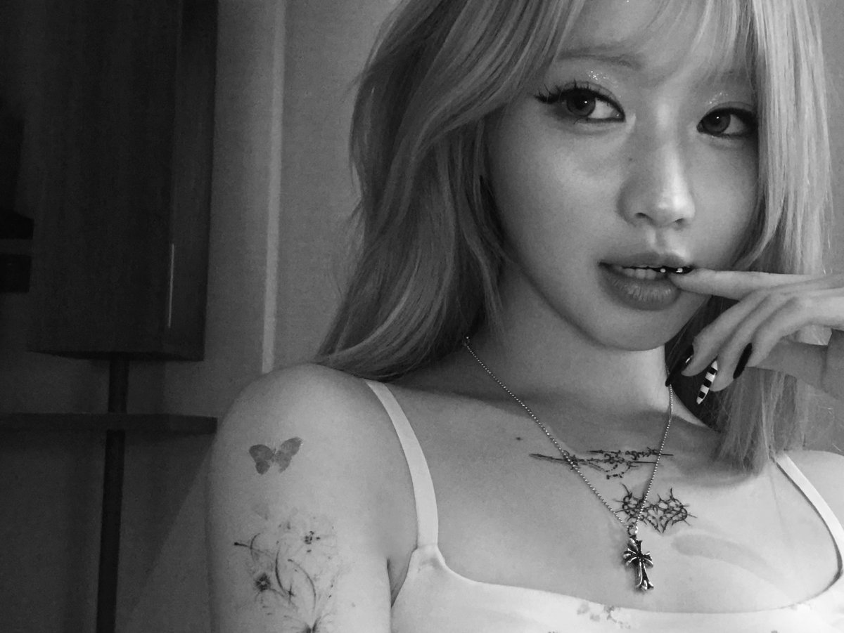 คุณนายอาสะชีเสริฟรัวๆกะเอากันให้ตายเลยดิ🫠

#ENAMIASA #BABYMONSTER