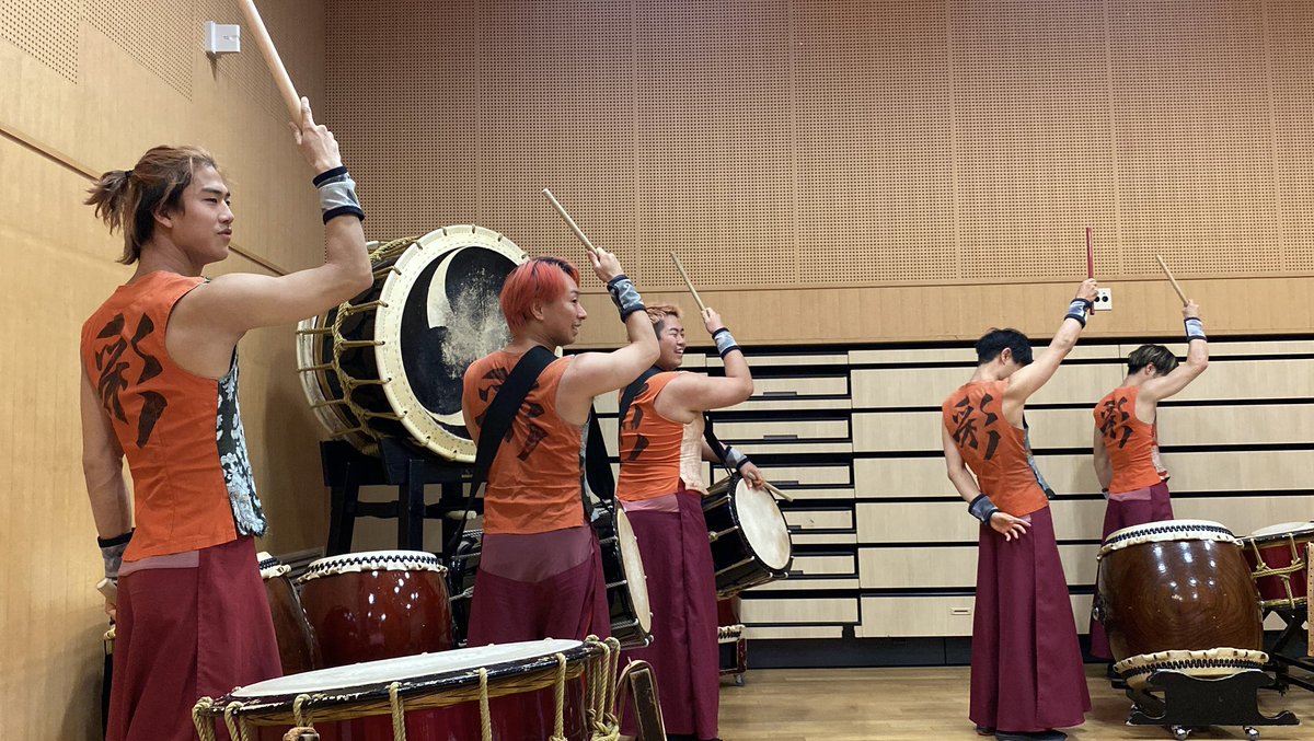 #和太鼓グループ彩 in 親子で楽しむ伝統文化フェスティバル 1/11

11:00-の回
・大海祭
・祭宴

祭宴でほのかに半円陣になってうれしみ。

#和太鼓彩 #彩WiNGS #彩カメラ
#齋英俊 #塩見岳大 #尾関龍河 #竹中颯汰 #大竹一休