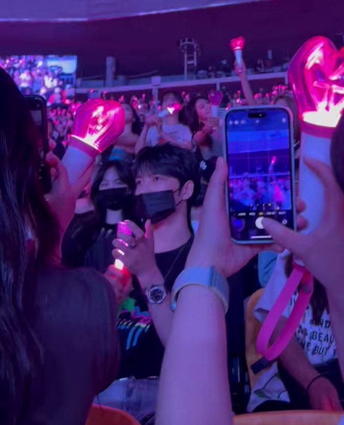 aepeena17000's tweet image. สัญญาณหมดยุคอิหมานจริงๆสำหรับนี่คือแจจุงไปคอนแทยอนได้อะ