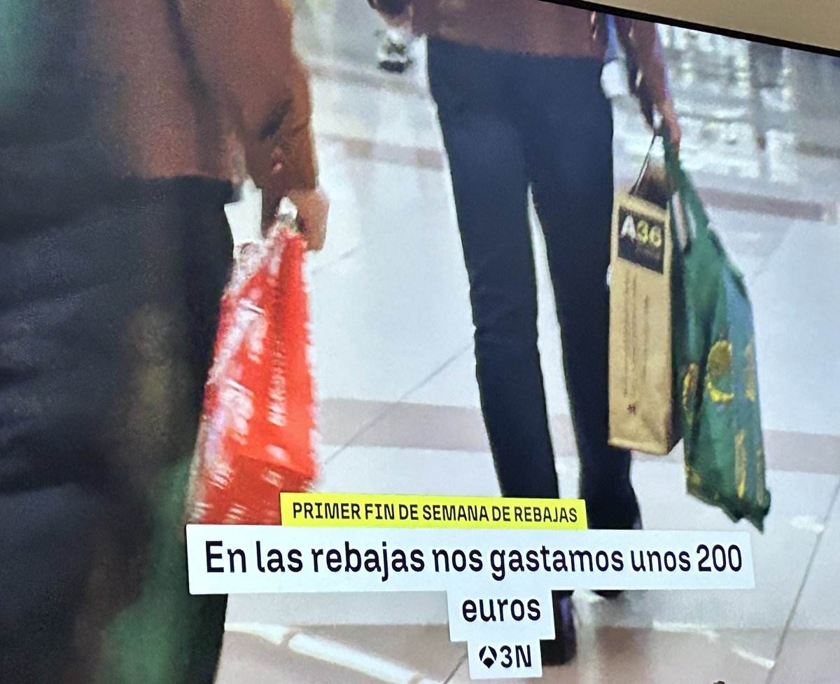 Hoy en <a href="/A3Noticias/">Antena 3 Noticias</a> nuestra previsión de gasto en rebajas