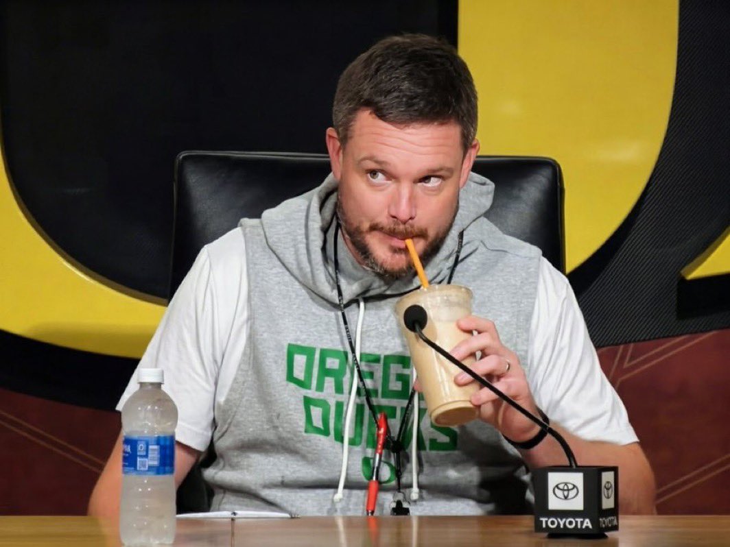 College football follow fam 🚨 

Comment your team. 
Tag underrated CFB accounts.
Repost to keep it moving. 

Like + follow anyone who engages with you. Let’s grow this community.