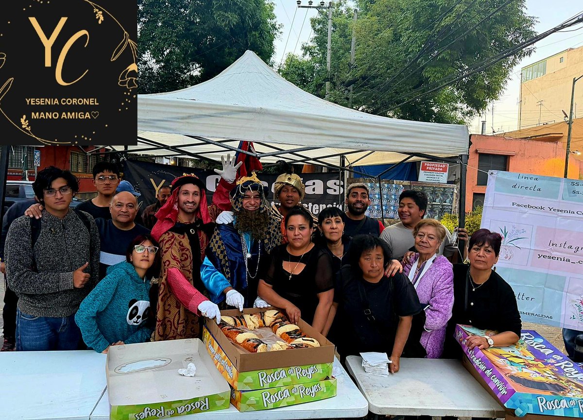 YESENIAESMERAL6's tweet photo. "¡Gracias a todos por hacer posible el Día de Reyes número 17 en la Colonia San Miguel Chapultepec! 🙏❤️ ¡Fue increíble celebrar con ustedes! 🎉 Rosca, regalos y mucha tradición 🥳😊
#DíaDeReyes #SanMiguelChapultepec #MiguelHidalgo #Tradición"
YESENIA CORONEL ✨️ https://t.co/qaj6GmqRkF