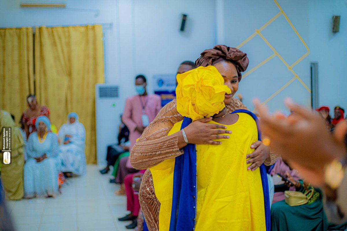 Cette réussite est la tienne maman, pleures 🥺 tant que c’est des larmes de joie on ne sera jamais contre ♥️ Tu es notre source de motivation et c’est pour toi et papa que je me bats, pour pouvoir vous rendre tout ce que vous avez fait pour moi, même si mes efforts n’égaleront