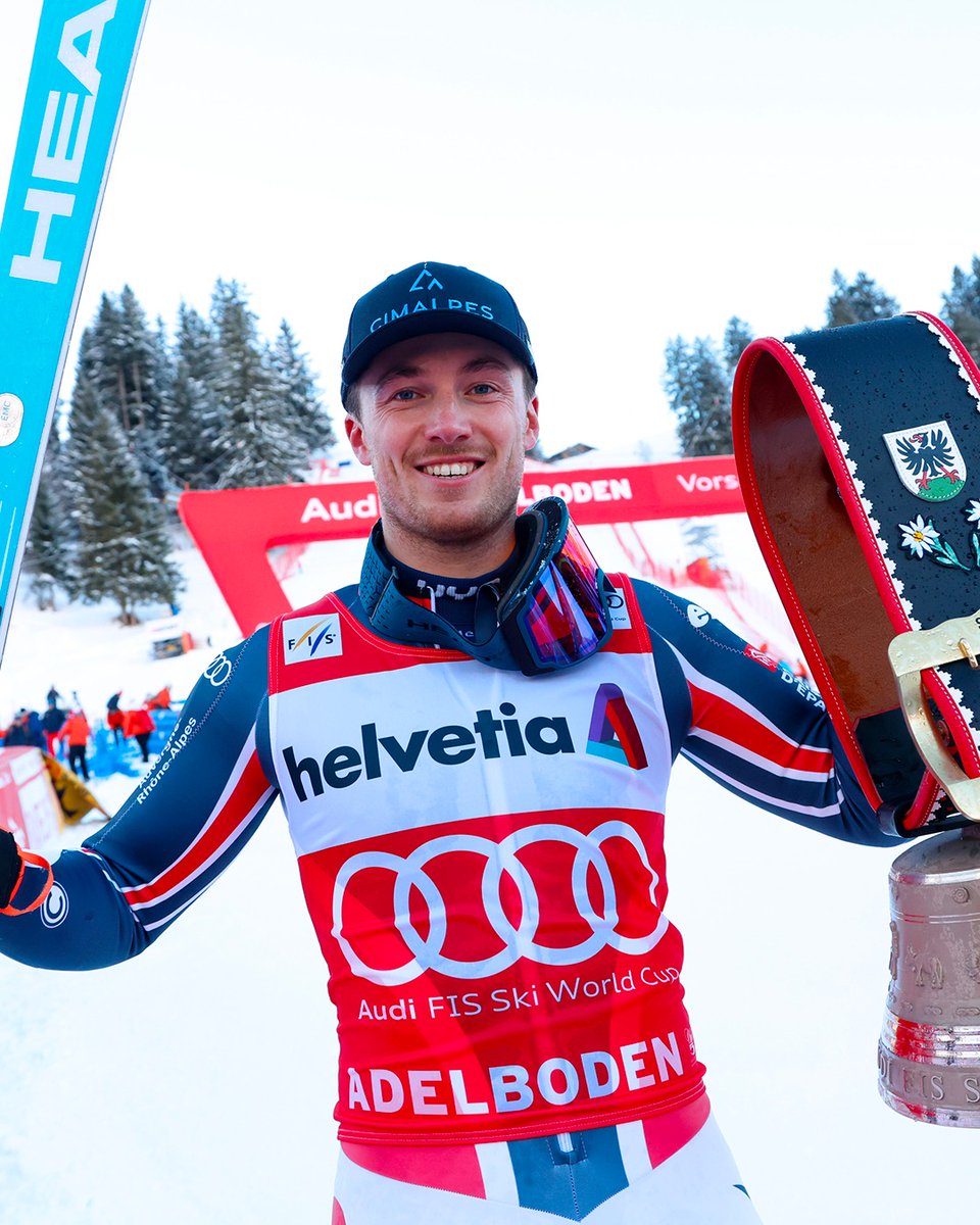 FedFranceSki's tweet image. 🇫🇷😍 LE PATRON !

Paco Rassat endosse le dossard rouge de leader du classement général du slalom 🔥🔴

📸 Agence Zoom