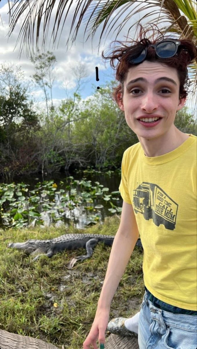 ruthbaderog's tweet image. finn with green nails is such a serve idec