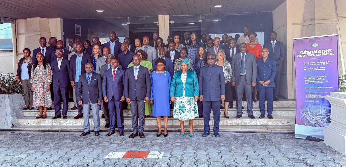 Ce 10 janvier 2026, j’ai présidé le premier séminaire gouvernemental de l’année, réunissant la nouvelle équipe nommée par le Président de la République, Chef du Gouvernement, S.E. Brice Clotaire Oligui Nguema.

Thème : Performance, probité et patriotisme, au service des Gabonais.